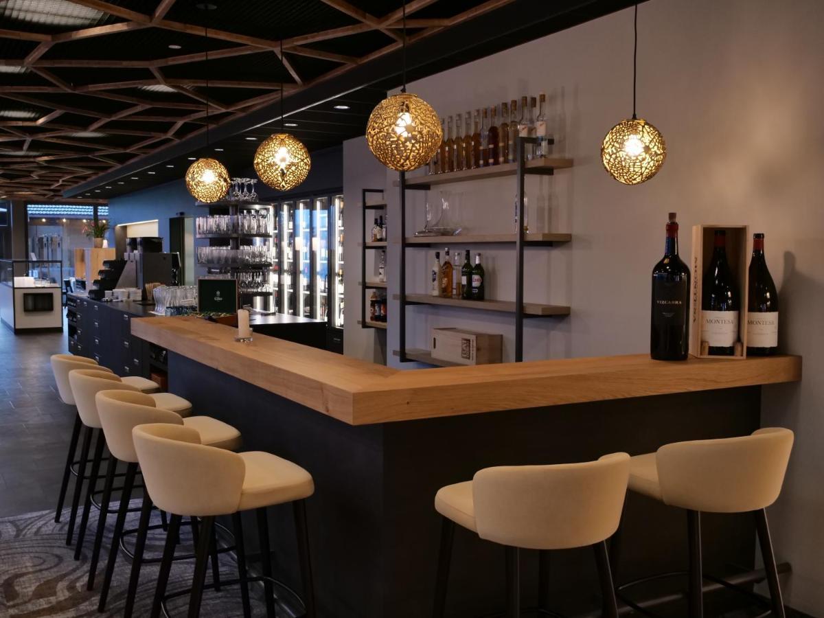 Hotel Restaurant Eichberg Seengen Exteriör bild