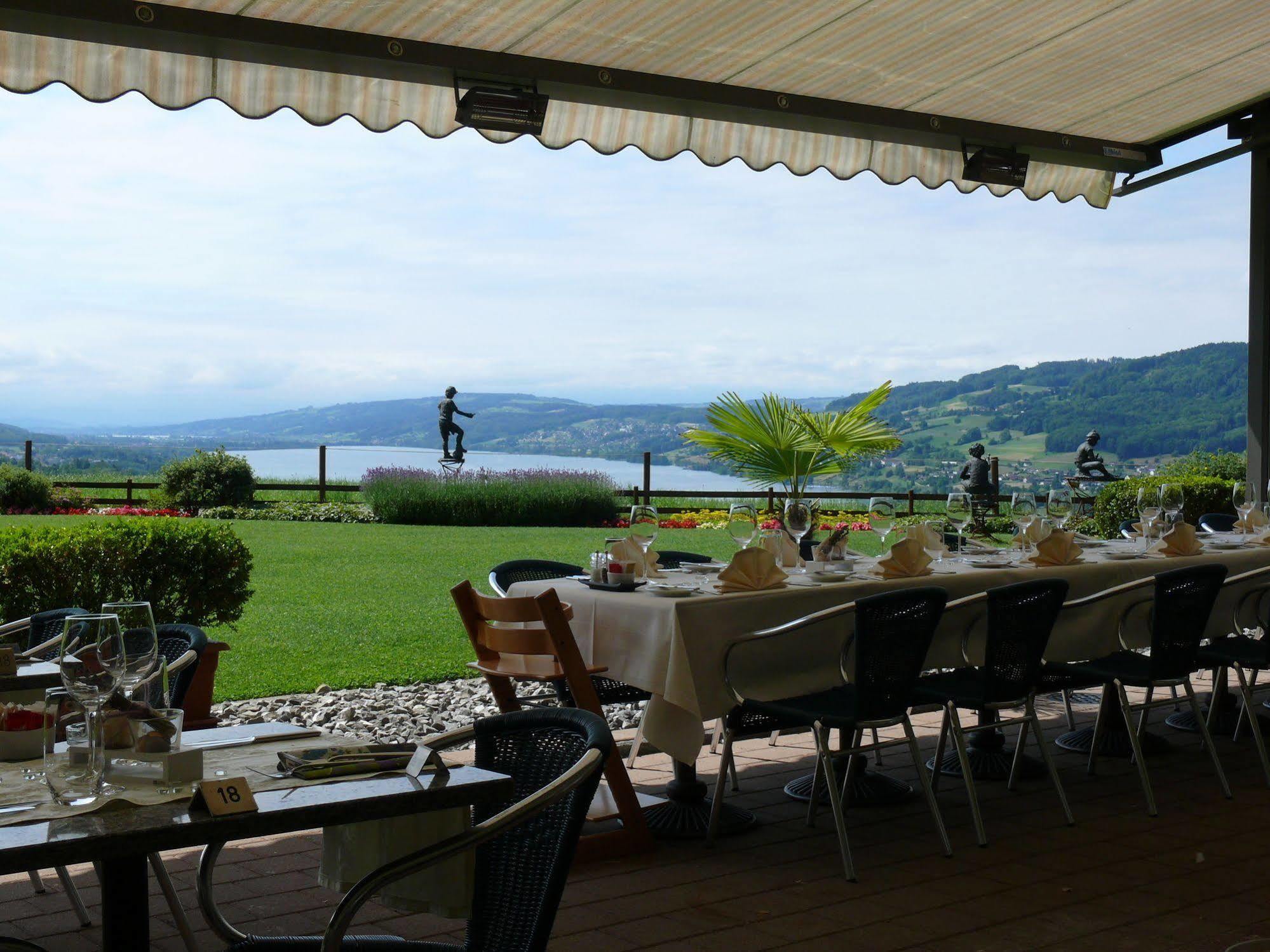Hotel Restaurant Eichberg Seengen Exteriör bild
